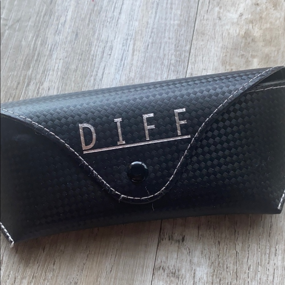 Diff Sunglasses - image 4